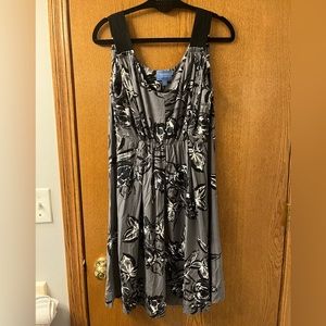 Vera Wang Summer Dress